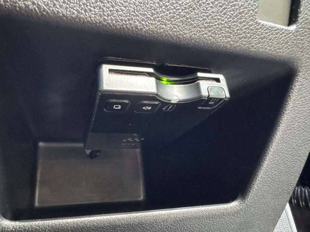 ＲＣＺ ベースグレード　１９インチアルミ　サイバーナビＡＶＩＣ－ＺＨ０７　地デジフルセグ　カラーバックモニター　ＤＶＤ－Ｖ／ＣＤ／Ｂｌｕｅｔｏｏｔｈ／ＵＳＢ／ＳＤ　ＥＴＣ（59枚目）