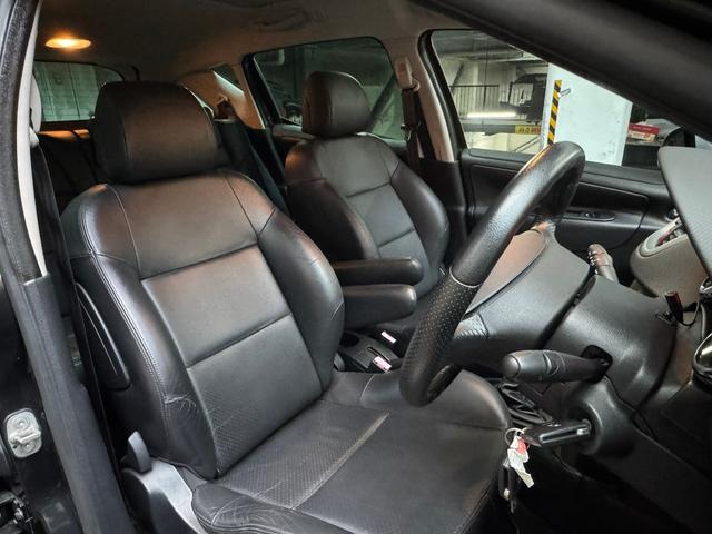 ２０７ ＳＷ　ＧＴｉ　５速ＭＴ　ターボ　ブラックレザーシート　パノラマルーフ　純正１７インチホイール　カロッツェリアＤＥＨ－５５００　ＥＴＣ　スペアタイヤ　オートエアコン（32枚目）