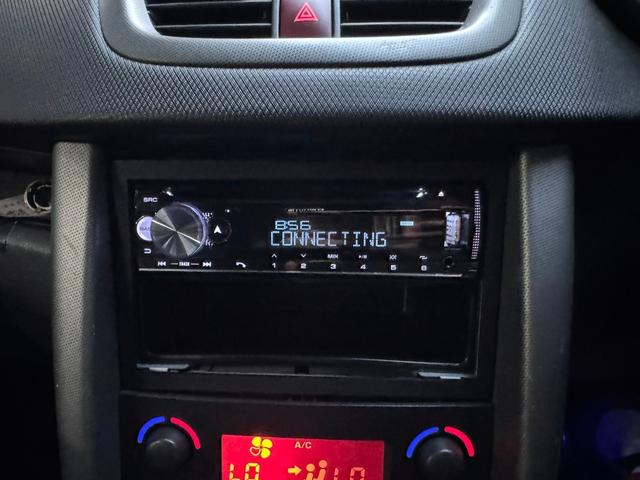 ２０７ ＳＷ　ＧＴｉ　５速ＭＴ　ターボ　ブラックレザーシート　パノラマルーフ　純正１７インチホイール　カロッツェリアＤＥＨ－５５００　ＥＴＣ　スペアタイヤ　オートエアコン（53枚目）