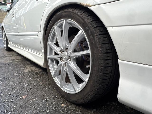 レガシィツーリングワゴン ＧＴ－Ｂリミテッド　カロッツェリアオーディオＤＥＨ－Ｐ９１９　ＴＲＵＳＴ　ＧＲｅｄｄｙブースト計／油圧計　アルパインツイーター　ビルシュタインショックアブソーバー　運転席レカロシートｍｏｍｏステアリング４ポッドキャリパー（21枚目）