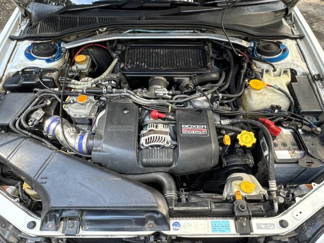 レガシィツーリングワゴン ＧＴ－Ｂリミテッド　カロッツェリアオーディオＤＥＨ－Ｐ９１９　ＴＲＵＳＴ　ＧＲｅｄｄｙブースト計／油圧計　アルパインツイーター　ビルシュタインショックアブソーバー　運転席レカロシートｍｏｍｏステアリング４ポッドキャリパー（26枚目）