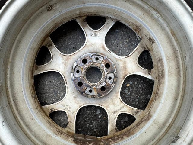 ＭＩＮＩ クーパーＳ　Ｒ５３クーパーＳ　６ＭＴ　スーパーチャージャー　ＢＬＩＴＺ車高調　運転席レカロシート　社外マフラー　オーディオレス　エレクトリックブルー　フロントフォグランプ（46枚目）