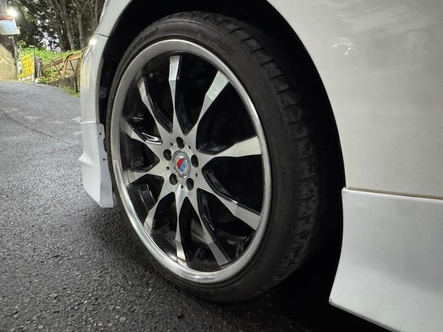 プリウス S モデリスタフロントスポイラー モデリスタサイドスカート WORK SCHWERT19インチアルミ 地デジディーラーナビNSZT-W66T ナビ連動ドラレコDRT-H66A バックモニター スペアタイヤ(23枚目)