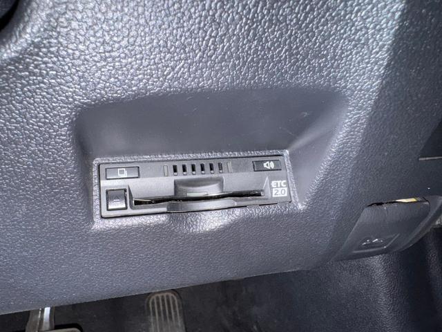 プリウス S モデリスタフロントスポイラー モデリスタサイドスカート WORK SCHWERT19インチアルミ 地デジディーラーナビNSZT-W66T ナビ連動ドラレコDRT-H66A バックモニター スペアタイヤ(32枚目)