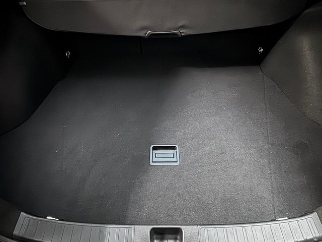 プリウス S モデリスタフロントスポイラー モデリスタサイドスカート WORK SCHWERT19インチアルミ 地デジディーラーナビNSZT-W66T ナビ連動ドラレコDRT-H66A バックモニター スペアタイヤ(45枚目)