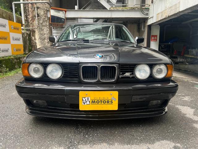 当店独自のネットワークで各自動車メーカーの専門家とタイアップ！診断が難しい症状や困難な作業でも仲間が助けてくれるので問題無し！