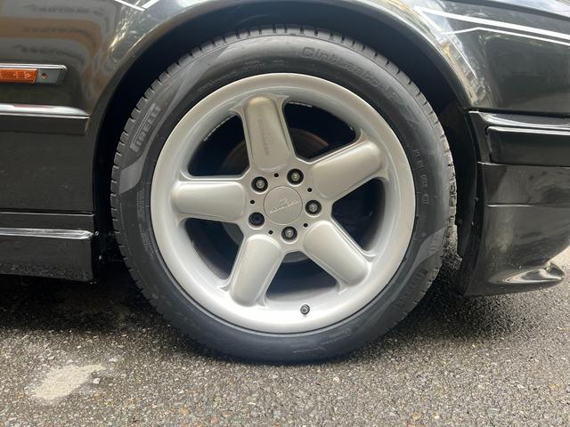 当店独自のネットワークで各自動車メーカーの専門家とタイアップ！診断が難しい症状や困難な作業でも仲間が助けてくれるので問題無し！