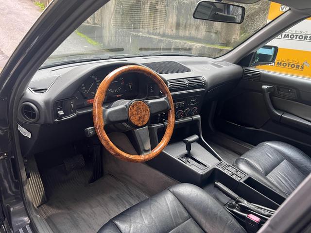 当店独自のネットワークで各自動車メーカーの専門家とタイアップ！診断が難しい症状や困難な作業でも仲間が助けてくれるので問題無し！