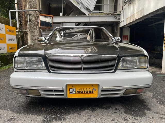 シーマ ４１Ｌ　レザーシート　電動シート　カーボンボンネット　ＷＯＲＫ　ＶＡＲＩＡＮＺＡ　１９インチアルミ　車高調　リアトーコントロールロッド　Ｋ－ＢＲＥＡＫマフラー　ＬＥＤテールランプ（3枚目）