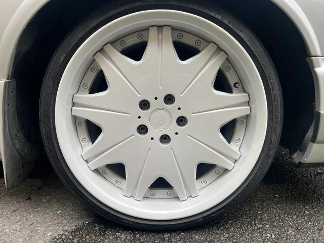 シーマ ４１Ｌ　レザーシート　電動シート　カーボンボンネット　ＷＯＲＫ　ＶＡＲＩＡＮＺＡ　１９インチアルミ　車高調　リアトーコントロールロッド　Ｋ－ＢＲＥＡＫマフラー　ＬＥＤテールランプ（19枚目）