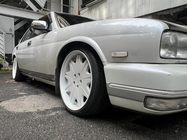 シーマ ４１Ｌ　レザーシート　電動シート　カーボンボンネット　ＷＯＲＫ　ＶＡＲＩＡＮＺＡ　１９インチアルミ　車高調　リアトーコントロールロッド　Ｋ－ＢＲＥＡＫマフラー　ＬＥＤテールランプ（28枚目）