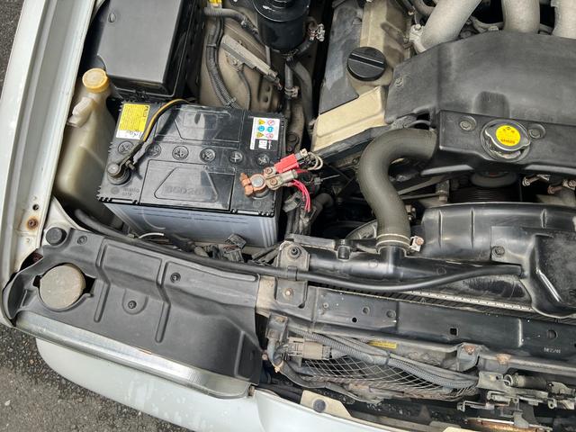 シーマ ４１Ｌ　レザーシート　電動シート　カーボンボンネット　ＷＯＲＫ　ＶＡＲＩＡＮＺＡ　１９インチアルミ　車高調　リアトーコントロールロッド　Ｋ－ＢＲＥＡＫマフラー　ＬＥＤテールランプ（72枚目）