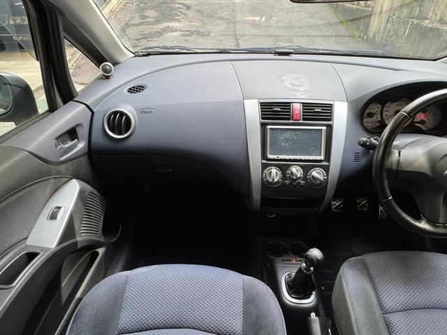 コルト ラリーアート　バージョンＲ　５ＭＴ　ターボ　１６インチ純正アルミ（30枚目）