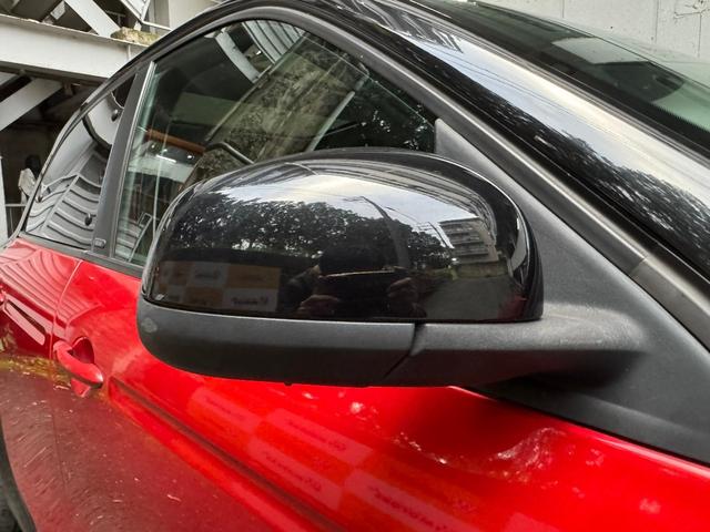 スマートフォーフォー プライム　プライム　黒革シート　パノラマルーフ　パナソニックナビＣＮ－Ｇ１１００ＶＤ　バックモニター　１５インチ純正アルミ　純正フロアマット（18枚目）