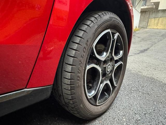 スマートフォーフォー プライム　プライム　黒革シート　パノラマルーフ　パナソニックナビＣＮ－Ｇ１１００ＶＤ　バックモニター　１５インチ純正アルミ　純正フロアマット（26枚目）