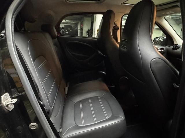 スマートフォーフォー プライム　プライム　黒革シート　パノラマルーフ　パナソニックナビＣＮ－Ｇ１１００ＶＤ　バックモニター　１５インチ純正アルミ　純正フロアマット（38枚目）