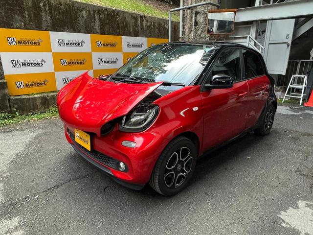 スマートフォーフォー プライム　プライム　黒革シート　パノラマルーフ　パナソニックナビＣＮ－Ｇ１１００ＶＤ　バックモニター　１５インチ純正アルミ　純正フロアマット（60枚目）