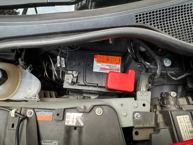 スマートフォーフォー プライム　プライム　黒革シート　パノラマルーフ　パナソニックナビＣＮ－Ｇ１１００ＶＤ　バックモニター　１５インチ純正アルミ　純正フロアマット（61枚目）