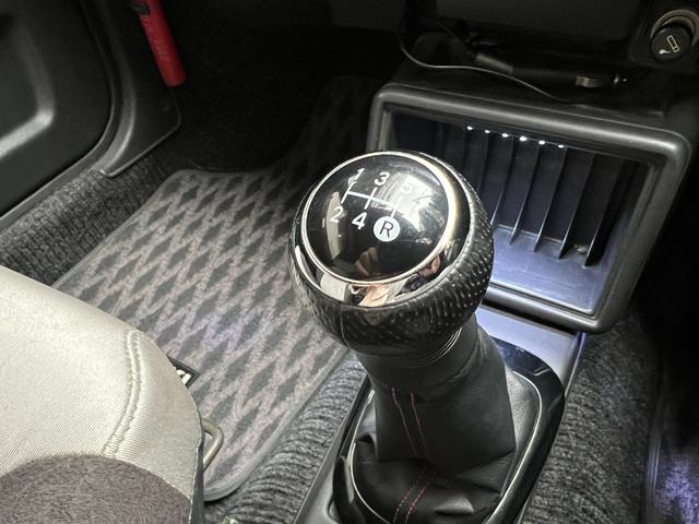 アルトワークス ＲＳ／Ｘ　５ＭＴ　ＤＯＨＣ　インタークーラーターボ　２ＷＤ　ワンオーナー　スズキスポーツショック　エスペリアサス　５ＺＩＧＥＮマフラー　５ＺＩＧＥＮ１３インチアルミ　エアクリーナー　フロントスタビライザー（44枚目）