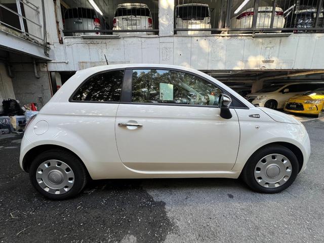 500 ツインエア ポップ 2025年11月クラッチ交換済 ツインエア ターボ デュアロジック 地デジナビ ETC キーレス×1本 スペアキー×1本 スペアタイヤ(8枚目)