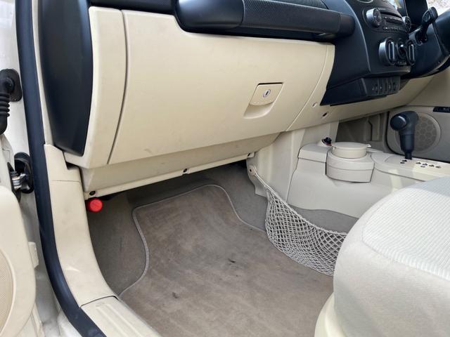 ニュービートル プライムエディション　最終モデル　特別仕様車　６速ＡＴ　シートヒーター　リアパークセンサー　バックカメラ　ＥＴＣ　スペアキー　１６インチホイール（26枚目）