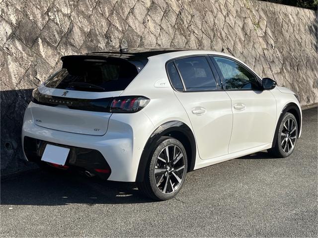 208 GT 2年保証 新シフト シートヒーター 8速AT パドルシフト 純正デジタルインナーミラー ドラレコ ETC スマートキー LEDライト AppleCarPlay アクティブクルーズコントロール 禁煙車(6枚目)