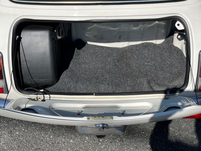 ＭＩＮＩ クーパー　４速クイックシフトＭＴ　センターマフラー　社外サスペンション　１２インチホイール　ウッドステアリング　ＥＴＣ車載器　新品タイヤ交換後納車（33枚目）