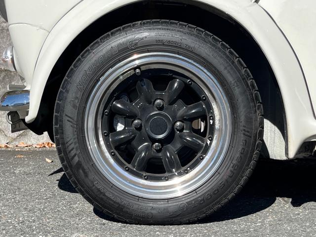 ＭＩＮＩ クーパー　４速クイックシフトＭＴ　センターマフラー　社外サスペンション　１２インチホイール　ウッドステアリング　ＥＴＣ車載器　新品タイヤ交換後納車（42枚目）