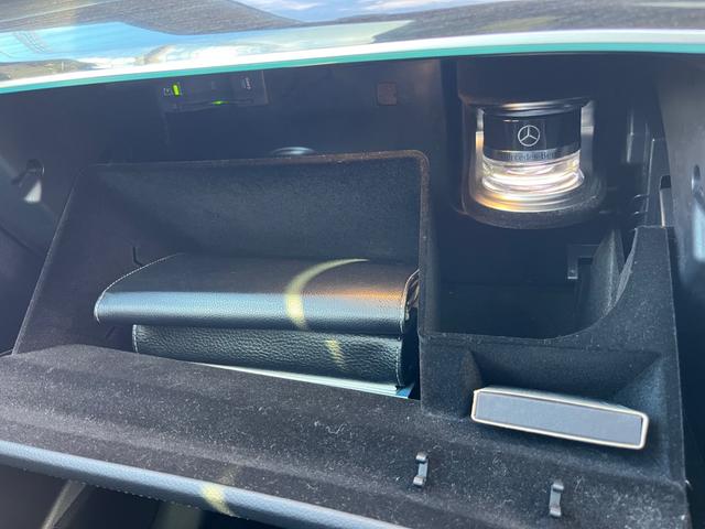 ＧＬＥ ＧＬＥ３００ｄ　４マチック　ＡＭＧライン　２年保証　レザーエクスクルーシブ　パノラマルーフ　黒ナッパ革　シートクーラー　アクティブクルーズコントロール　３６０°カメラ　２０インチホイール　７人乗り　ＡｐｐｌｅＣａｒＰｌａｙ（18枚目）