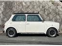 ＭＩＮＩ クーパー　４速クイックシフトＭＴ　センターマフラー　社外サスペンション　１２インチホイール　ウッドステアリング　ＥＴＣ車載器　新品タイヤ交換後納車（6枚目）
