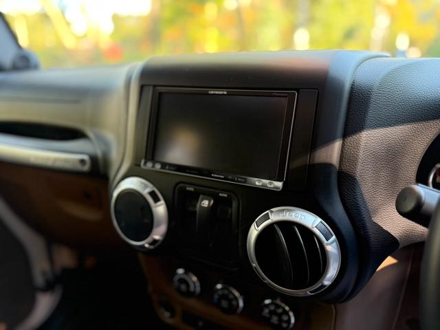 ジープ・ラングラー サハラ　サハラ　カロッツェリアナビ　Ｆ＆Ｒドライブレコーダー（16枚目）
