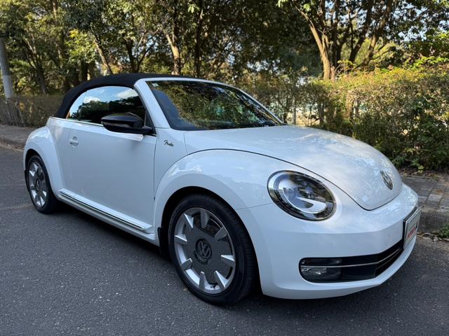 ザ・ビートル・カブリオレ ベースグレード レザーシート 純正OPアルミホイール バックカメラ シートヒーター クルーズコントロール(3枚目)