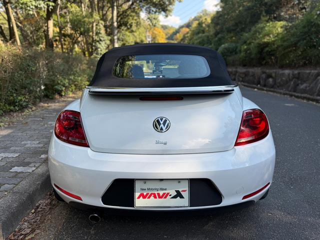 ザ・ビートル・カブリオレ ベースグレード レザーシート 純正OPアルミホイール バックカメラ シートヒーター クルーズコントロール(6枚目)