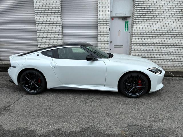 フェアレディZ バージョンST 登録済未使用車 ガレージ保管6速MT(4枚目)