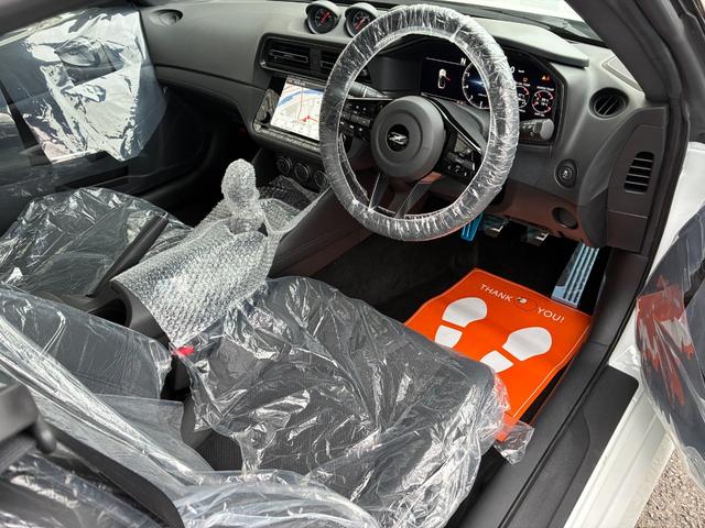 フェアレディZ バージョンST 登録済未使用車 ガレージ保管6速MT(13枚目)