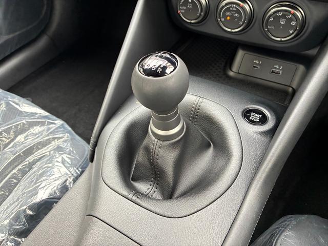 フェアレディZ バージョンST 登録済未使用車 ガレージ保管6速MT(21枚目)