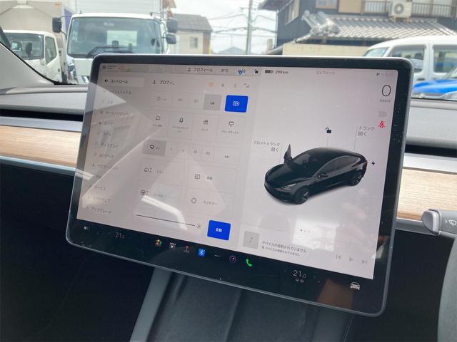 モデル３ 　プロテクションフイルム　マットブラック　ＥＴＣ　　バックカメラ　サイドカメラ　ナビ　アルミホイール　　電動格納ミラー　電動リアゲート　パワーシート　Ｂｌｕｅｔｏｏｔｈ（68枚目）