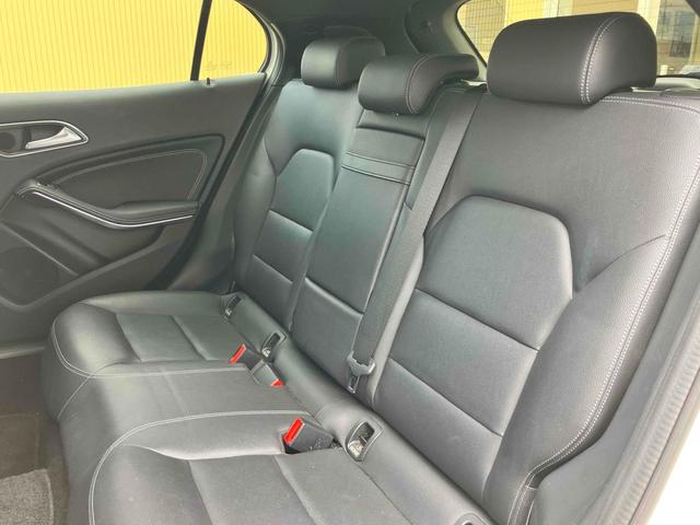 ＧＬＡクラス ＧＬＡ１８０　ドライブレコーダー　ＥＴＣ　バックカメラ　クリアランスソナー　オートクルーズコントロール　パワーシート　衝突被害軽減システム　サンルーフ　ナビ　ＴＶ　オートライト　ＬＥＤヘッドランプ　電動リアゲート（40枚目）
