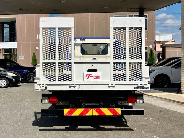 ヒノレンジャー 積載車　キャリアカー　ローダー　レッカー　ＭＴ　レーンアシスト　ＥＴＣ　ナビ　ＴＶ　アイドリングストップ　オートマチックハイビーム　オートライト　ＥＳＣ　エアコン　パワーウィンドウ　ＣＤ　ＵＳＢ（5枚目）