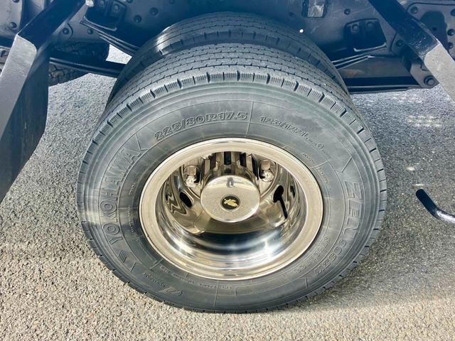 ヒノレンジャー 積載車　キャリアカー　ローダー　レッカー　ＭＴ　レーンアシスト　ＥＴＣ　ナビ　ＴＶ　アイドリングストップ　オートマチックハイビーム　オートライト　ＥＳＣ　エアコン　パワーウィンドウ　ＣＤ　ＵＳＢ（17枚目）