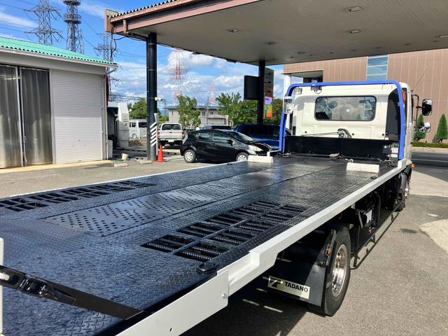 ヒノレンジャー 積載車　キャリアカー　ローダー　レッカー　ＭＴ　レーンアシスト　ＥＴＣ　ナビ　ＴＶ　アイドリングストップ　オートマチックハイビーム　オートライト　ＥＳＣ　エアコン　パワーウィンドウ　ＣＤ　ＵＳＢ（20枚目）