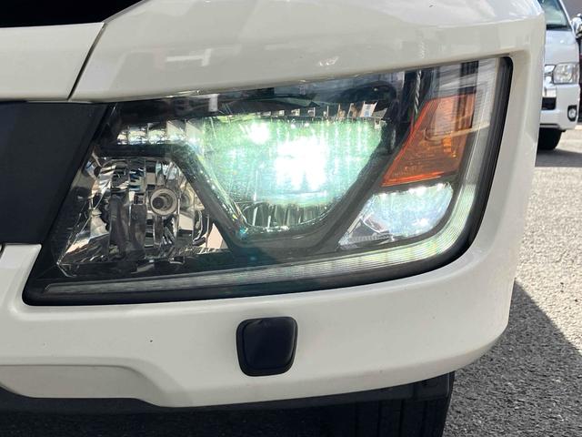 ヒノレンジャー 積載車　キャリアカー　ローダー　レッカー　ＭＴ　レーンアシスト　ＥＴＣ　ナビ　ＴＶ　アイドリングストップ　オートマチックハイビーム　オートライト　ＥＳＣ　エアコン　パワーウィンドウ　ＣＤ　ＵＳＢ（31枚目）