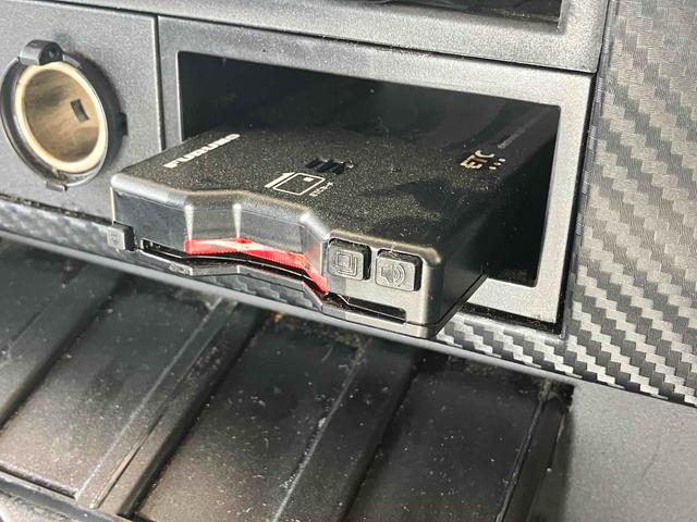 ヒノレンジャー 積載車　キャリアカー　ローダー　レッカー　ＭＴ　レーンアシスト　ＥＴＣ　ナビ　ＴＶ　アイドリングストップ　オートマチックハイビーム　オートライト　ＥＳＣ　エアコン　パワーウィンドウ　ＣＤ　ＵＳＢ（43枚目）