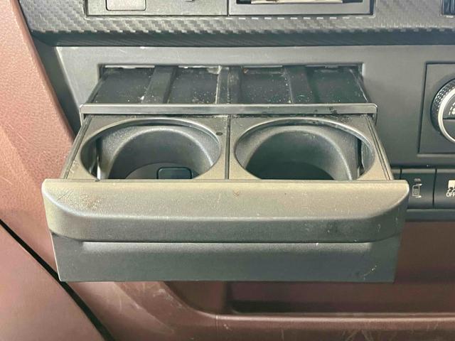 ヒノレンジャー 積載車　キャリアカー　ローダー　レッカー　ＭＴ　レーンアシスト　ＥＴＣ　ナビ　ＴＶ　アイドリングストップ　オートマチックハイビーム　オートライト　ＥＳＣ　エアコン　パワーウィンドウ　ＣＤ　ＵＳＢ（44枚目）