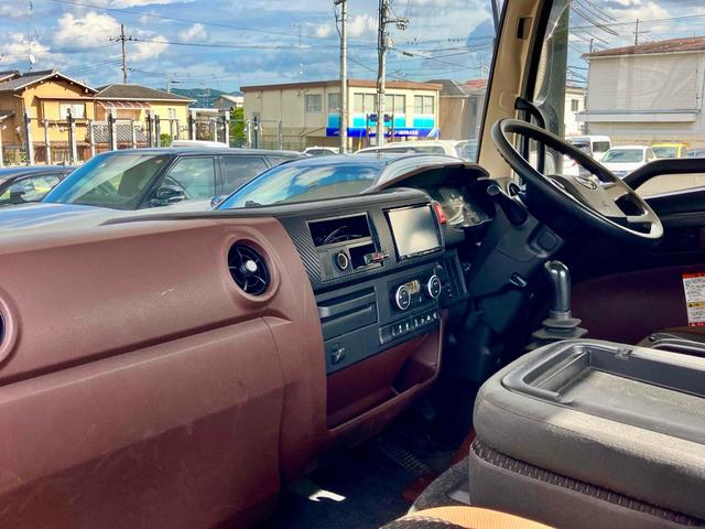 ヒノレンジャー 積載車　キャリアカー　ローダー　レッカー　ＭＴ　レーンアシスト　ＥＴＣ　ナビ　ＴＶ　アイドリングストップ　オートマチックハイビーム　オートライト　ＥＳＣ　エアコン　パワーウィンドウ　ＣＤ　ＵＳＢ（54枚目）