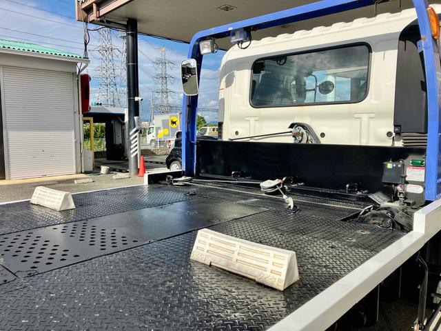 ヒノレンジャー 積載車　キャリアカー　ローダー　レッカー　ＭＴ　レーンアシスト　ＥＴＣ　ナビ　ＴＶ　アイドリングストップ　オートマチックハイビーム　オートライト　ＥＳＣ　エアコン　パワーウィンドウ　ＣＤ　ＵＳＢ（60枚目）