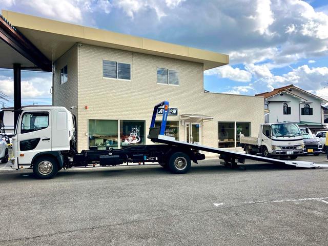 ヒノレンジャー 積載車　キャリアカー　ローダー　レッカー　ＭＴ　レーンアシスト　ＥＴＣ　ナビ　ＴＶ　アイドリングストップ　オートマチックハイビーム　オートライト　ＥＳＣ　エアコン　パワーウィンドウ　ＣＤ　ＵＳＢ（67枚目）