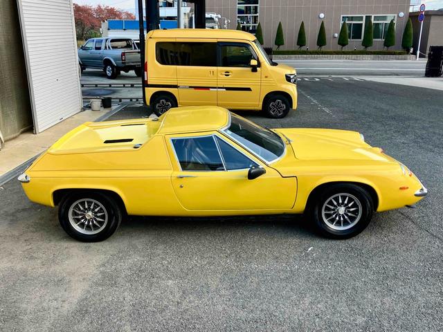 ヨーロッパ 　ドライブレコーダー　バックカメラ　ＭＴ　アルミホイール　カセット（25枚目）