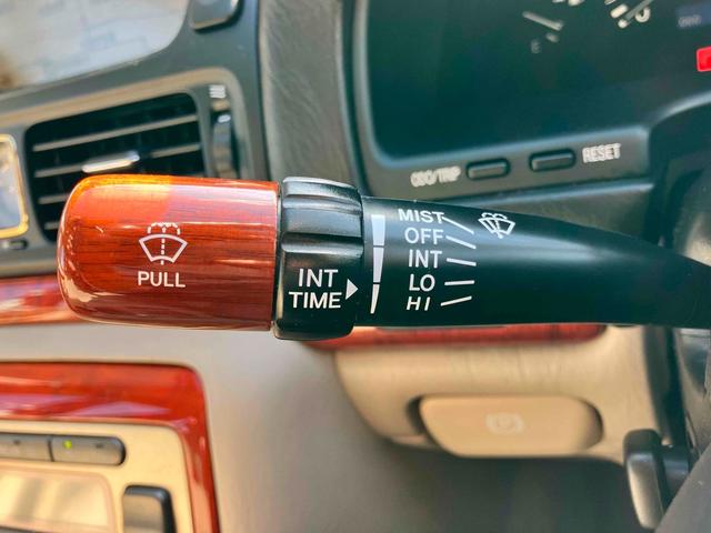 オリジン 　ドライブレコーダー　オートクルーズコントロール　バックカメラ　ナビ　アルミホイール　オートライト　ＡＴ　シートヒーター　キーレスエントリー　電動格納ミラー　盗難防止システム　パワーシート　ＣＤ（8枚目）