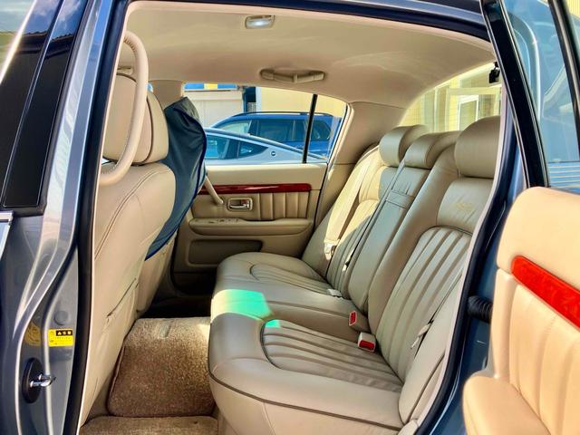 オリジン 　ドライブレコーダー　オートクルーズコントロール　バックカメラ　ナビ　アルミホイール　オートライト　ＡＴ　シートヒーター　キーレスエントリー　電動格納ミラー　盗難防止システム　パワーシート　ＣＤ（42枚目）